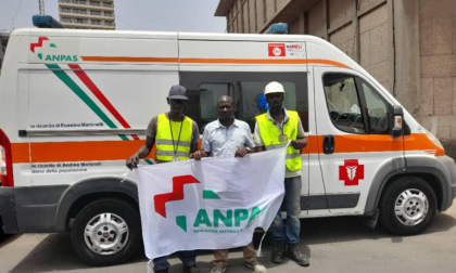 La vecchia ambulanza del Cvps ora aiuta in Senegal