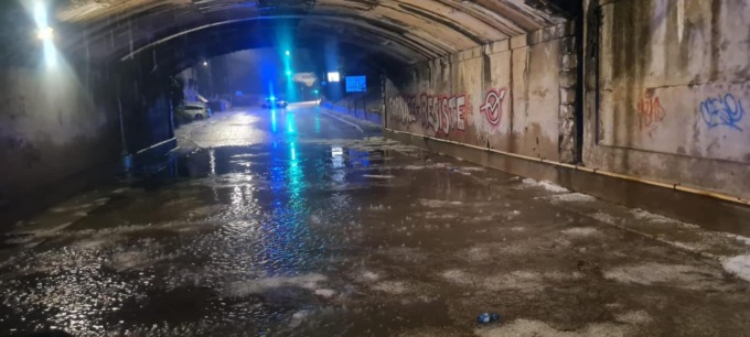 Una grandinata improvvisa ha messo ko la città di Rho