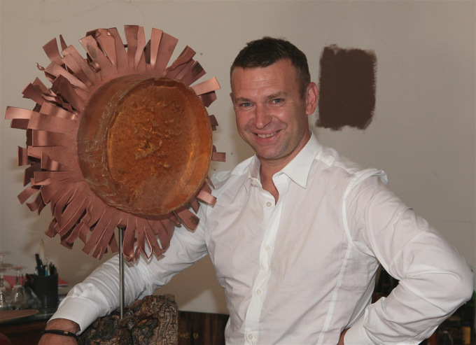 “Streght and fragility”: in mostra a Villa Burba le opere di Mauro Vettore