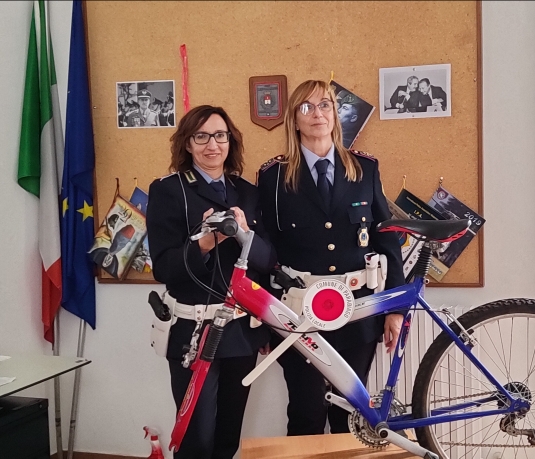Bici rubate, le telecamere beccano i ladri della velostazione
