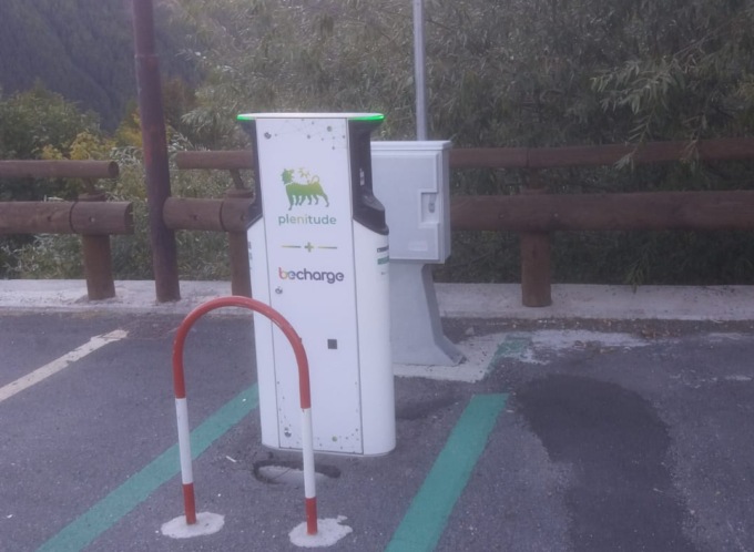 Colonnine ricarica auto elettriche: che fine ha fatto il bando?