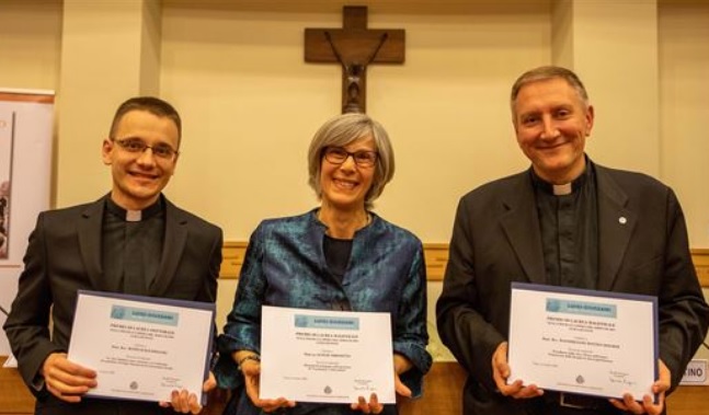 Agnese Simonetto premiata nel centenario di Monsignor Giussani