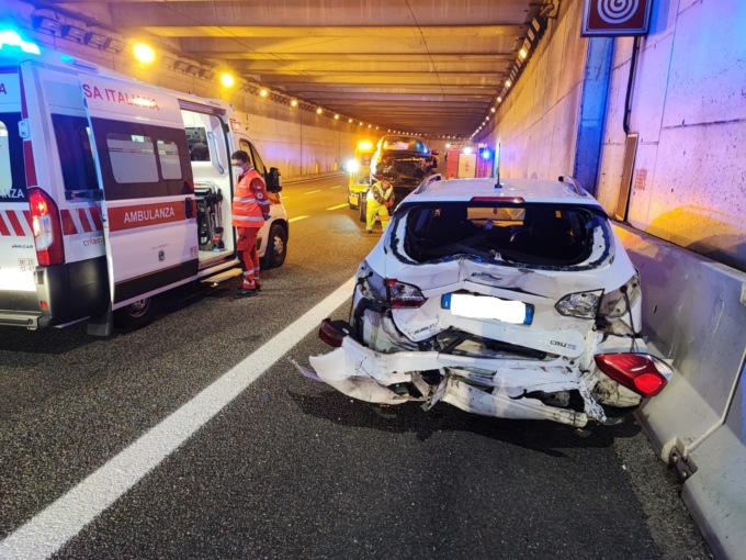 Nuovo incidente nel tunnel della Fiera, due feriti
