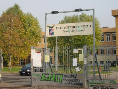 Ex docenti  del Majorana a raccolta  per ricordare i prof Tamberi e Lattuada