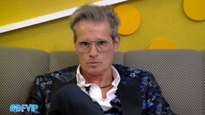 Marco Bellavia incontra i concorrenti del Gf ViP: “Lo sognavo da 22 anni e in 22 giorni mi avete buttato fuori”