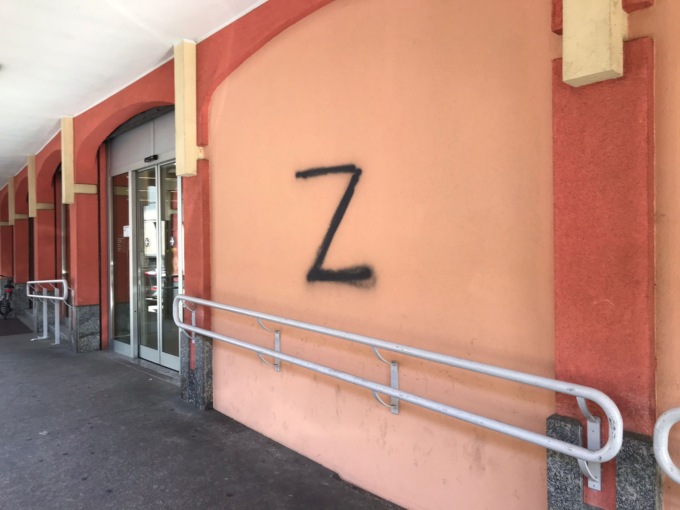 z