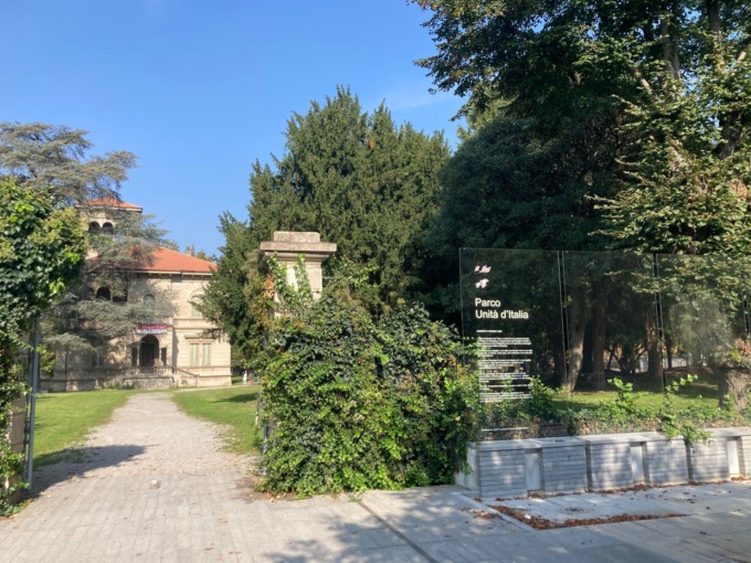 Niente abbattimento per le vetrate di villa Naj Oleari
