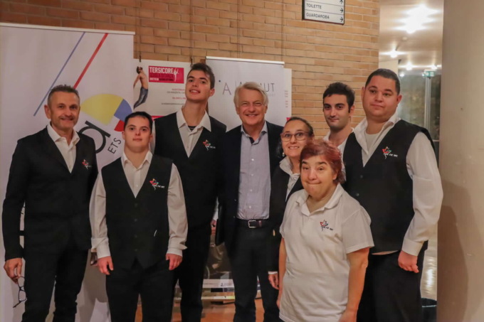 I ragazzi della cooperativa “Fiore che ride” attori e padroni di casa al Paccagnini