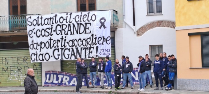 Addio "Gigante": un applauso per l'ultimo saluto a Federico Re Sartò