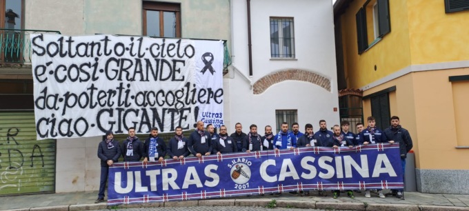 Addio "Gigante": un applauso per l'ultimo saluto a Federico Re Sartò