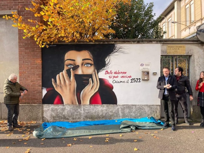 Un murales per dire no alla violenza sulle donne