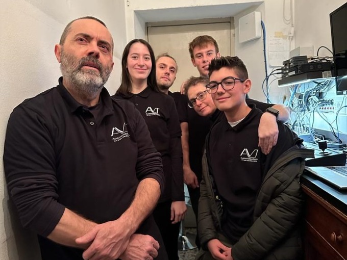 A Messa come in chiesa, ma sul divano di casa