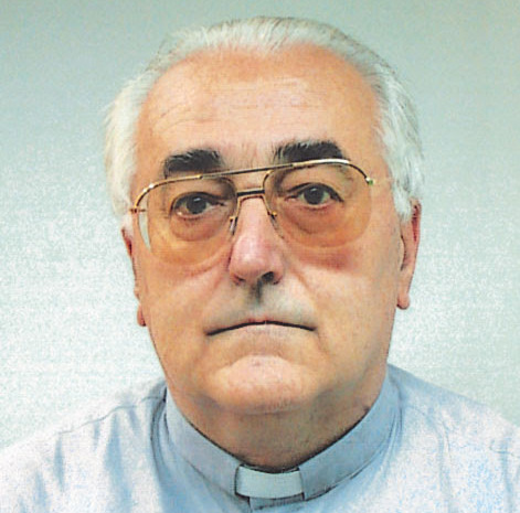 Rho dice addio all’ex parroco Giorgio Roberto Pozzi