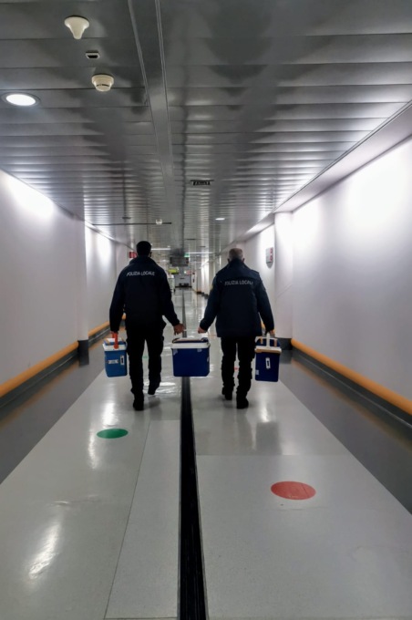 Angeli in divisa che trasportano organi per ridare  una speranza di vita