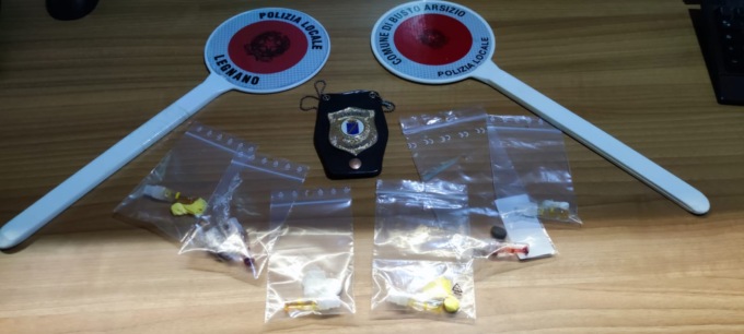 Quattro arresti e venticinque denunciati per il “Progetto spaccio”
