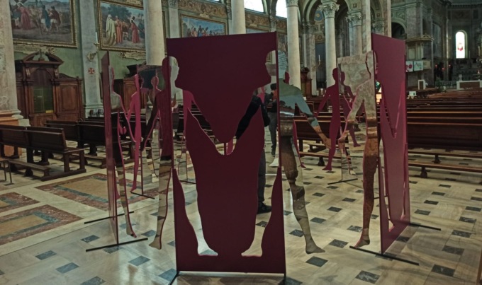 Il “Girotondo” di Russo sbarca nella Basilica di San Martino