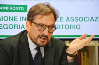 Come stanno andando le Piccole e Medie imprese lombarde? Intervista all’assessore regionale Guido Guidesi