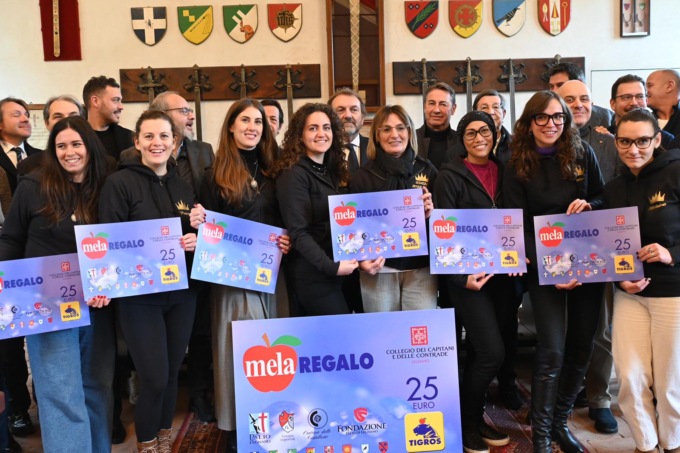 Spesa solidale da record: 720 tessere prepagate per le famiglie in difficoltà