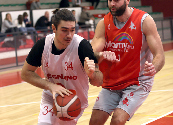 Ultima amichevole del 2022 per i Knights: arriva una vittoria