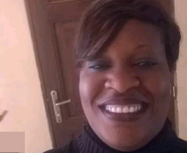 Folla ai funerali di Magatte Sow, la donna investita, dimessa e poi deceduta