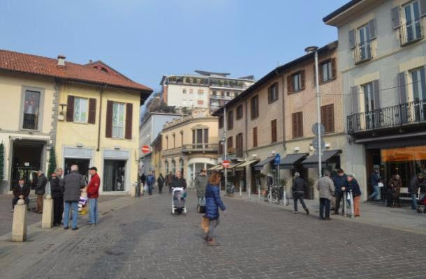Ecco i negozi e i servizi aperti ad agosto a Rho