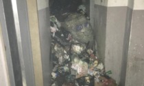 Incendio di rifiuti in un appartamento: intervengono i Vigili del Fuoco