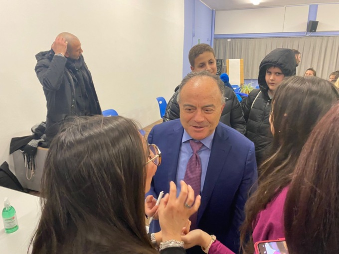 Incontro a “cuore aperto” fra Nicola Gratteri e gli studenti