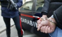 In fuga dai Carabinieri con un'auto utilizzata per furti in appartamento, viene fermato un baranzatese