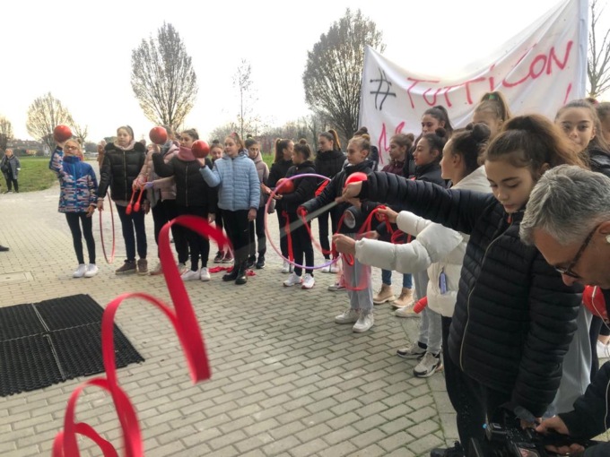 Flash mob a sostegno della Maccarani