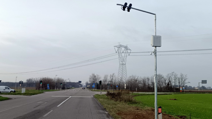 Città Metropolitana di Milano: in funzione un nuovo dispositivo semaforico per la sicurezza stradale sulla S.P. 34
