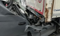 Violentissimo incidente in A4: muore una donna a bordo di una Volkswagen Caddy