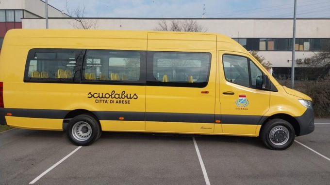 Scuolabus elettrico: questa mattina la prima corsa
