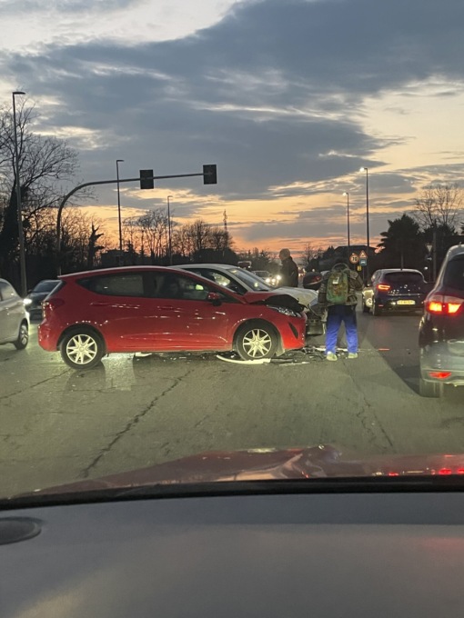 Incidente sul Sempione: traffico in tilt