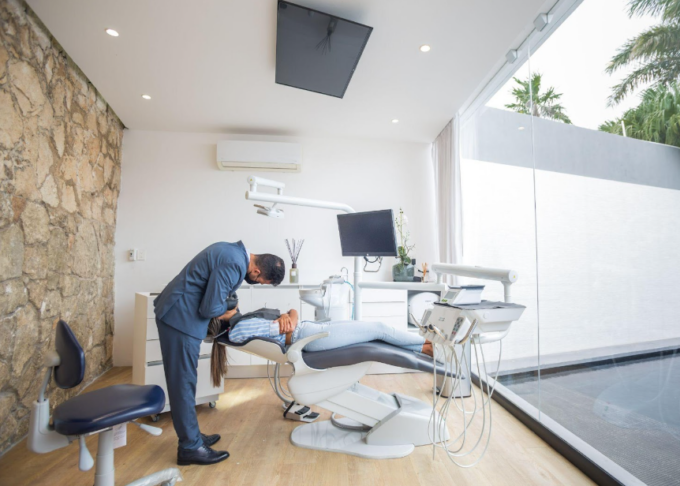 In che modo la salute dentale può prevenire malattie più gravi?