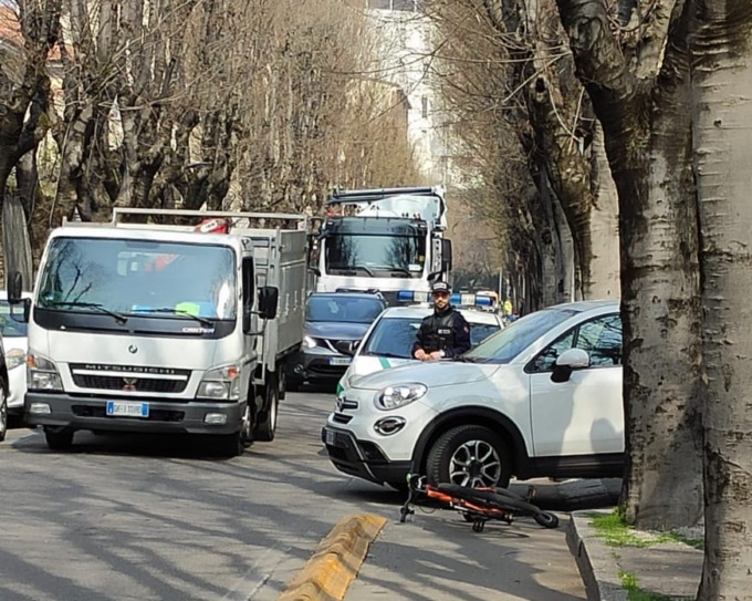 Trentenne investito in bicicletta: arriva l’elisoccorso