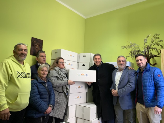 L’associazione Afigi ha donato 80 pacchi alimentari