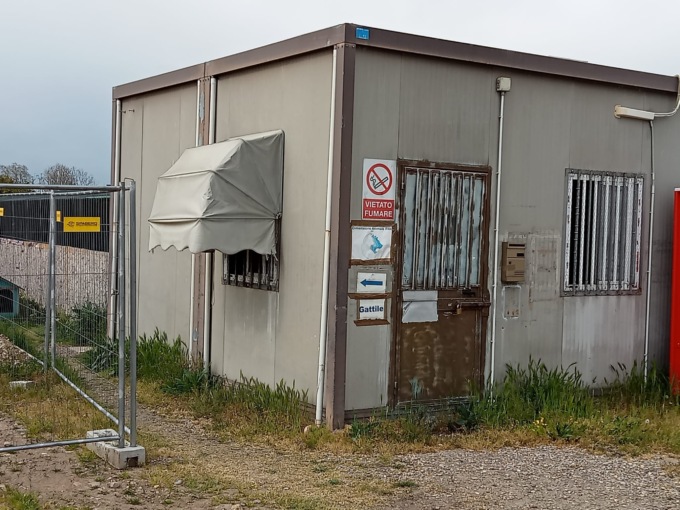 Assalto al gattile: Gente di Rho chiede la messa in sicurezza