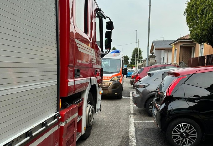 95enne ferita in casa, salvata dai pompieri