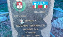 La lapide dedicata al partigiano Giovanni Brandazzi è tornata al suo posto