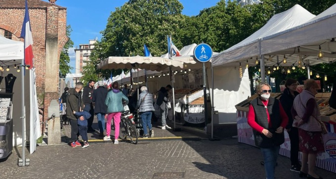 La Francia conquista la città del Leone