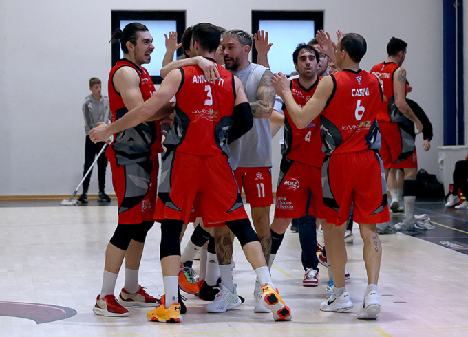 Legnano Knights corsara a Gallarate, Esse Solar domata 61-69