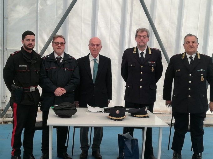 Truffe agli anziani: un successo gli incontri nelle parrocchie