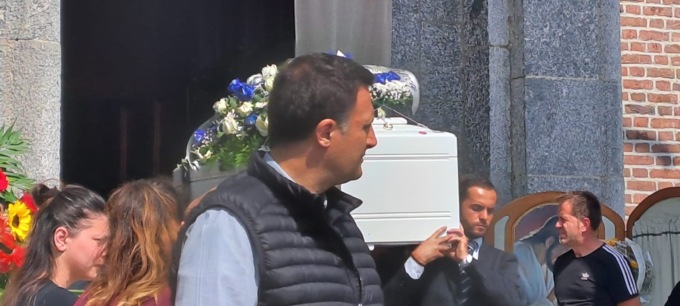 L'ultimo abbraccio ad Alen D'Amico, "gigante buono"