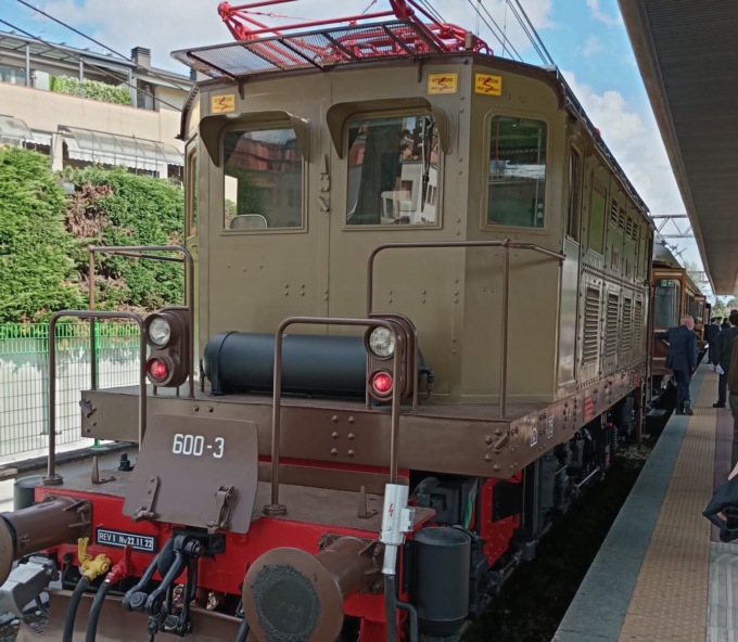 Un treno storico per il centenario di Giovanni Testori