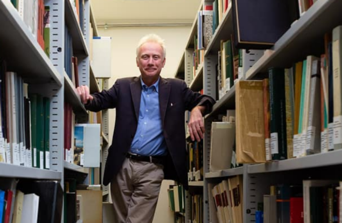 Paolo Chiesa presenta il suo nuovo libro