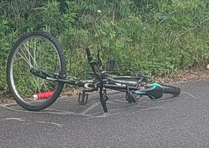 Investito dal pullman in bici, 16enne gravissimo