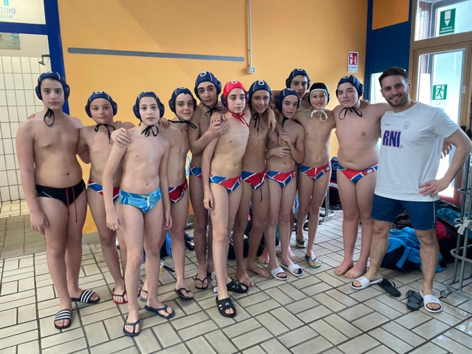 Esordio vincente dei Rari nei playoff