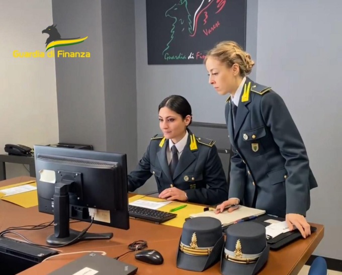 Sequestro di beni per 2,5milioni di euro per un consulente finanziario