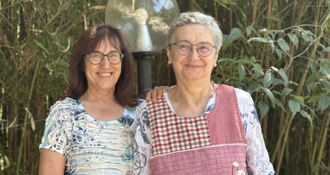 Ultima campanella per la maestra e la bidella