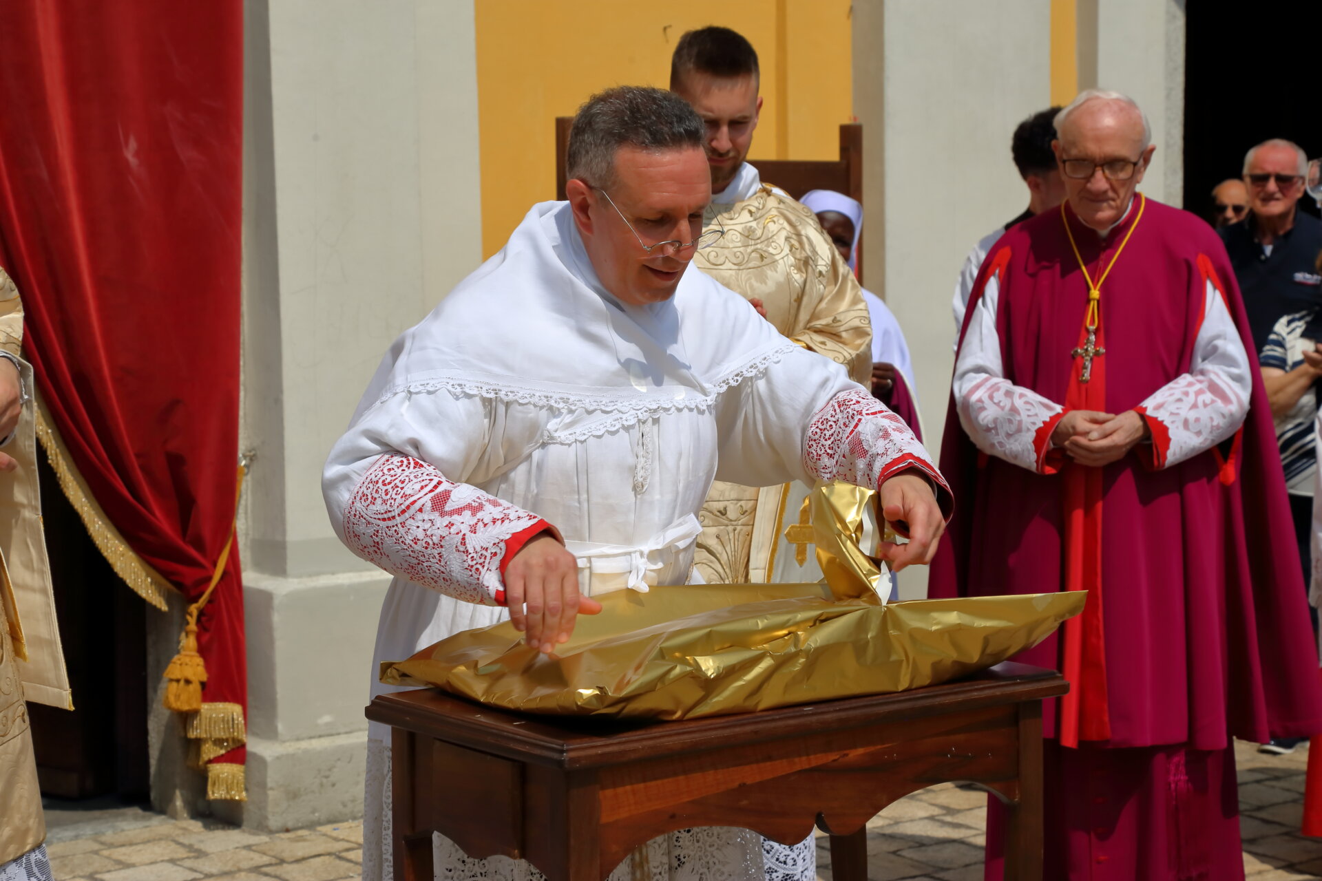 Santo Stefano Ticino, i 25 anni di sacerdozio di don Cristian Pina